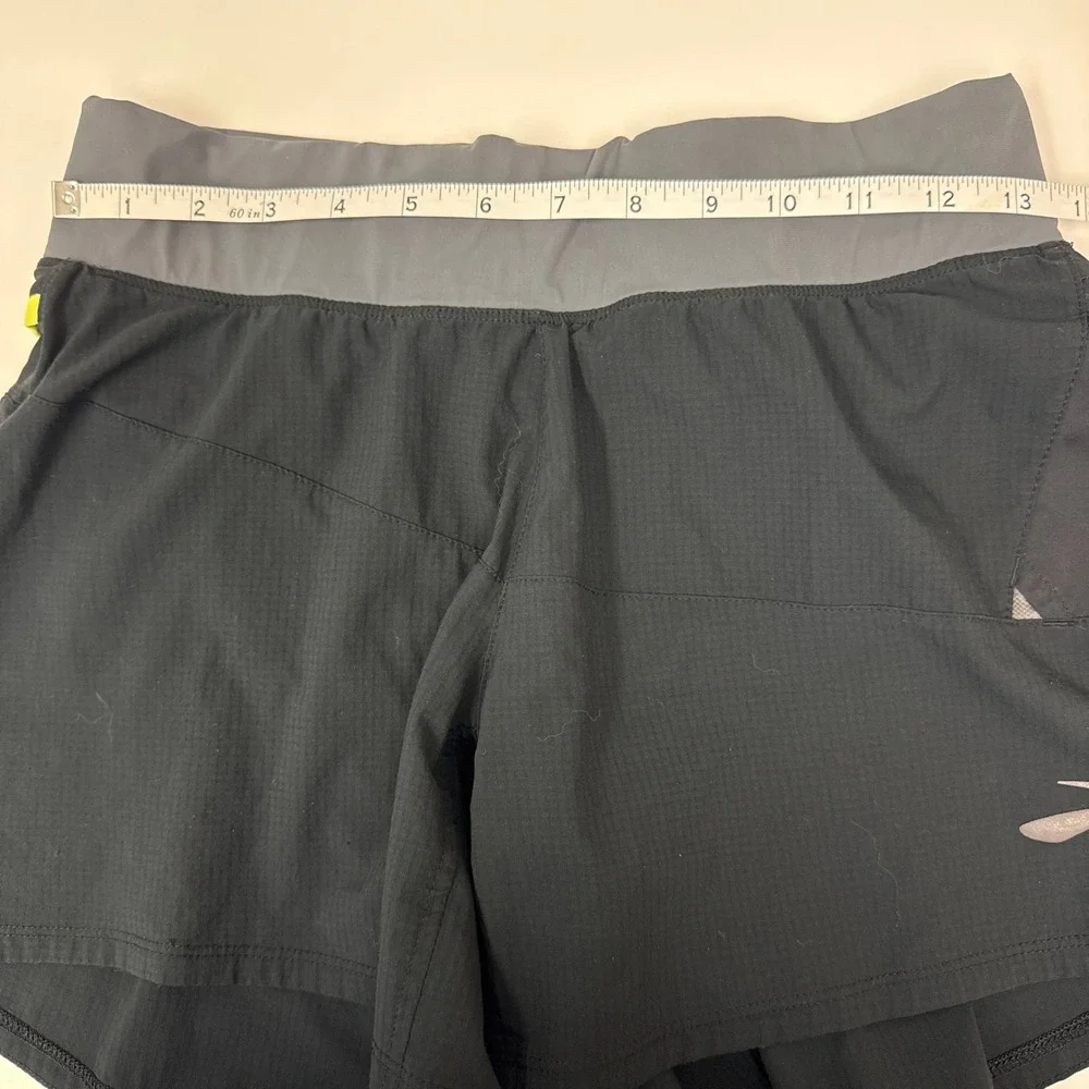 Brooks Womens Sherpa Running Shorts Size Small Black Grey DriLayer 5 Inch Inseam - Picture 6 of 10